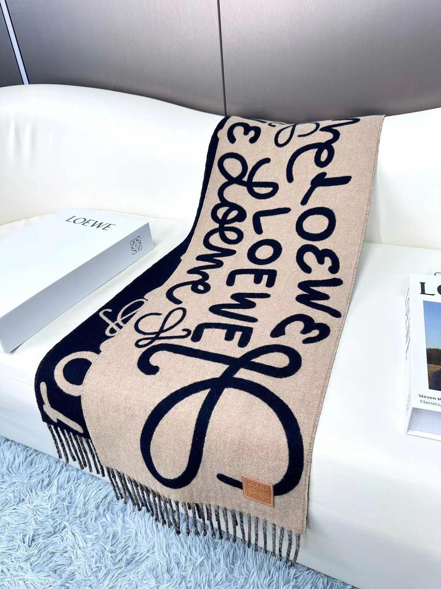 罗意威2024年*男女同款。loewe超美新款围巾（AN）