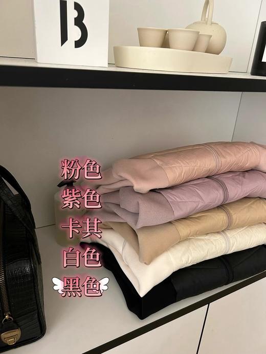 点此购买 Lululemon冬季女士轻薄羽绒服外套 mmm 299668 商品图4