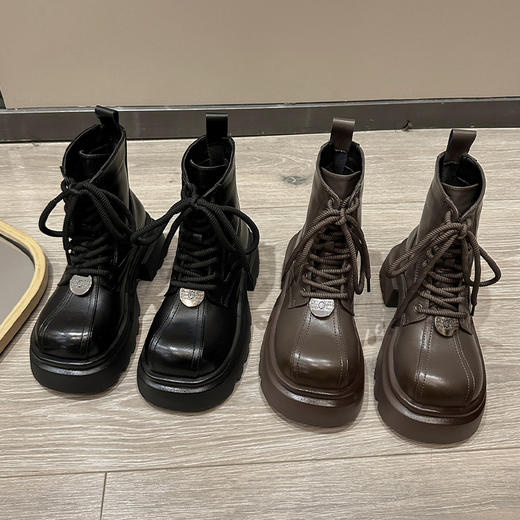 西遇增高马丁靴女新款秋冬机车靴休闲黑色小个子松糕厚底短靴V0047808 商品图4