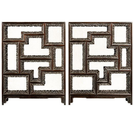 清 紫檀透雕卷草纹圈口博古架摆件（一对） 商品图5