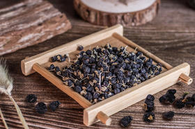 男人多吃黑枸杞，竟然还有这种好事