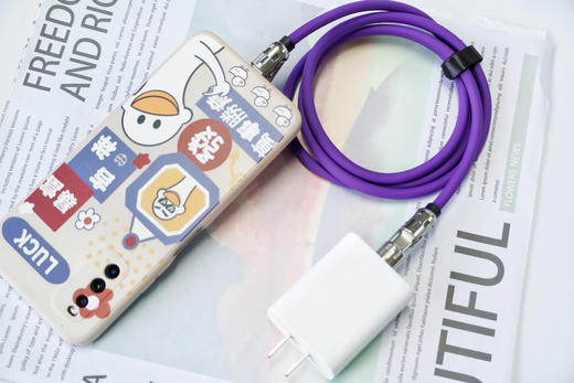 💥日常家居出行必备！懒人充电神器💥 【Auraro四合一液态硅胶数据线】🌸❗一根更比4根强！⭕19.9元拿下！💪 ✔️240W超强快充，全力兼容，💞无所不充！ 商品图3