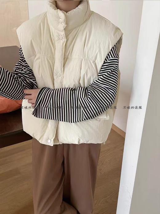 老米优品🎈3-5天。自留款！把喜欢的穿身上~《90白鸭绒 ☀下摆收褶蓬松温暖羽绒马甲》巨好穿的韩系版型，百搭有范，品质nice~ WT241012A 商品图5