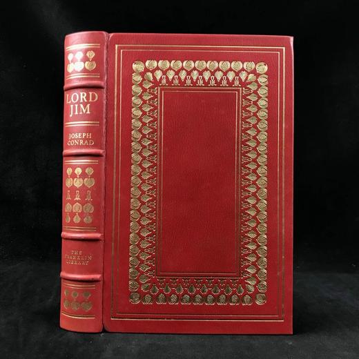 限量版！约瑟夫·康拉德《吉姆老爷》 6幅彩色插图 豪华皮装18开 商品图0