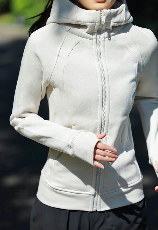 巨显瘦巨保暖丝毫不带夸张‼正品【VIVI】系列！带防伪！巨显瘦热能衣显瘦秋季新款加厚保暖连帽运动外套女户外休闲瑜伽健身夹克 商品图4