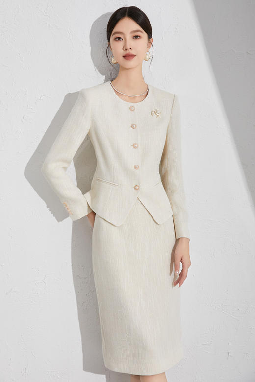 艾尚臣米色小香风套装洋气减龄秋季新款女装收腰显瘦职场两件套裙 商品图0