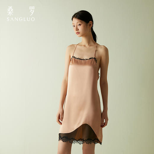 桑罗真丝吊带短裙蕾丝拼接连衣裙睡衣性感约会可外穿睡裙24年新品 商品图0
