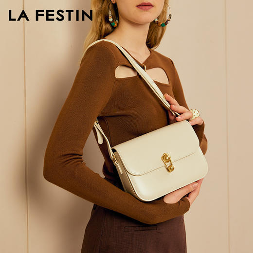 【621291】星球包女2025新款通勤腋下小方包真皮婚包斜挎豆腐包RJ053 商品图1