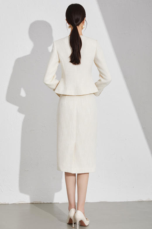 艾尚臣米色小香风套装洋气减龄秋季新款女装收腰显瘦职场两件套裙 商品图9