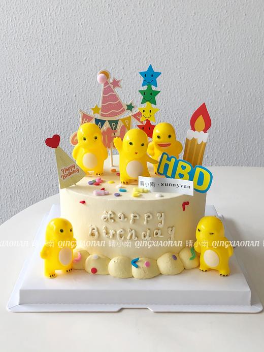 可爱小奶龙主题蛋糕（小装饰插件随机） 商品图0