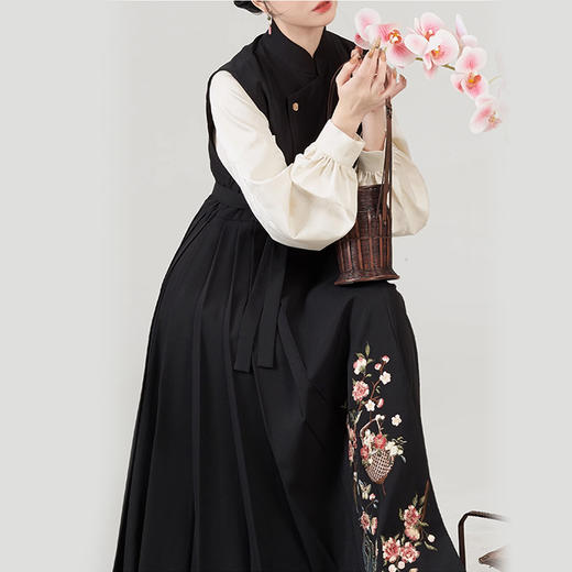 裁缝学苑AQ373内搭圆领衫国风改良无袖马面连衣裙纸样女装样板 商品图2