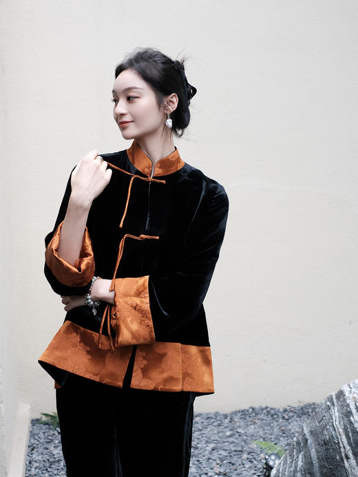 盛唐牡丹 |丝绒松鼠葡萄纹冠乐绉双面穿外套 商品图6