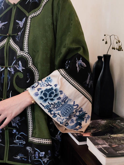 盛唐牡丹|高货-香云纱三蓝绣对襟外套 商品图3