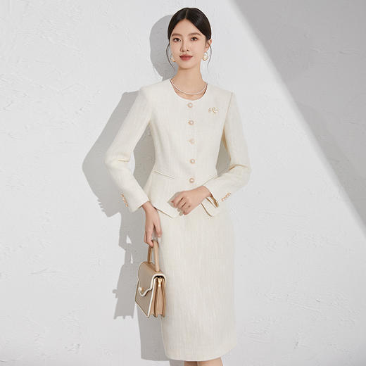 IWY/米色小香风套装洋气减龄秋冬季新款女装收腰显瘦职场两件套裙1024CS015 商品图3