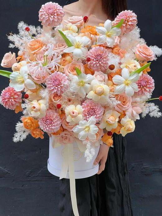 高端轻奢定制花束抱抱桶幸福时光 商品图4