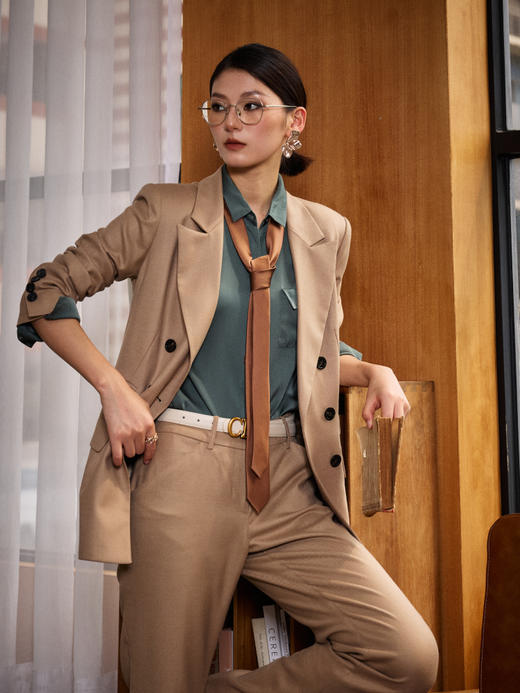 “烟雨墨”JG130514T1XC 重磅真丝衬衫 高级的光泽感和丝滑的质感（四季可穿）颈袖添香 商品图2