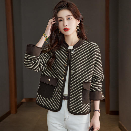 CC 小香风立领条纹毛呢短外套针织上衣显瘦 商品图0