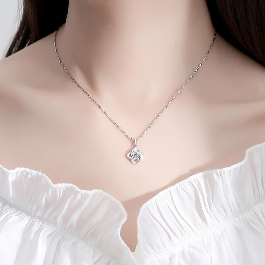 AD5012-MSS227  艾夫斯ITISF4 999足银项链女莫桑石四叶草颈链 商品图0
