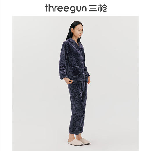 Threegun三枪 【剪花法兰绒】翻领开襟女家居套-82024D011 商品图3