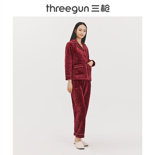 Threegun三枪 【婴儿绒】绗棉翻领开襟女家居套-82018D011 商品图1