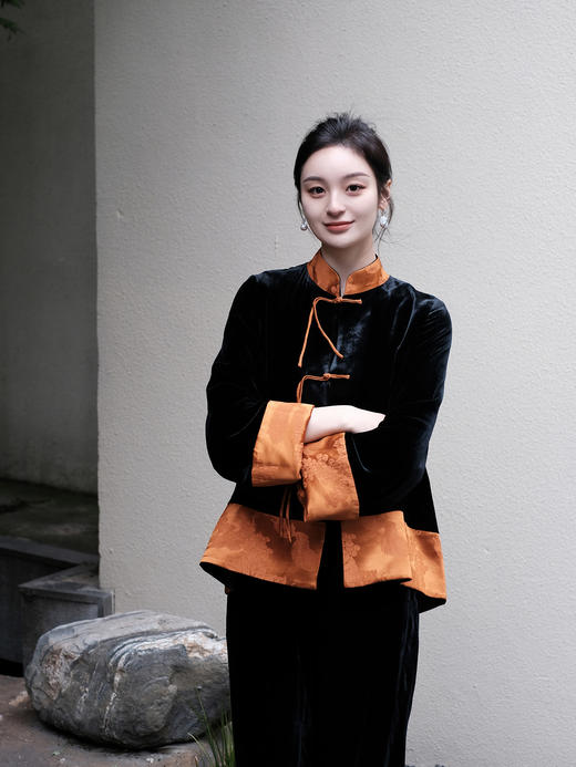 盛唐牡丹 |丝绒松鼠葡萄纹冠乐绉双面穿外套 商品图7