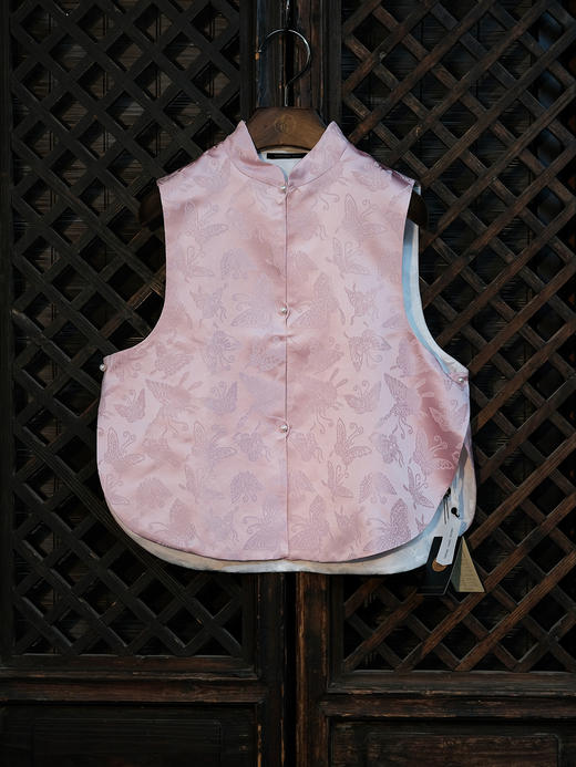 盛唐牡丹| 姜红色百蝶纹花锦缎马甲 商品图10