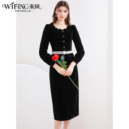 未风黑色丝绒连衣裙女秋季2025春季新款女装气质名媛女装显瘦裙子 商品图2