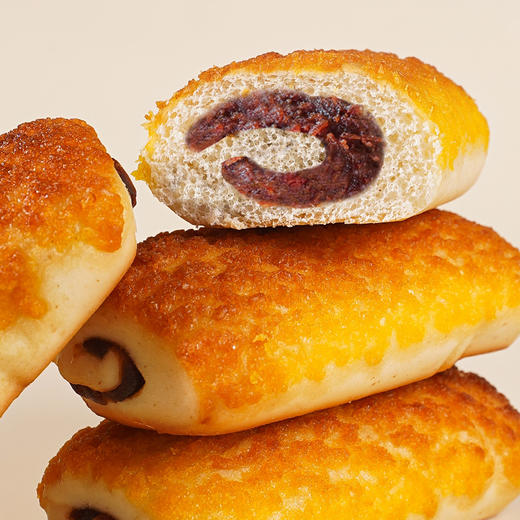 【麦椰香红豆面包，每口都是享受全】办公小点赶走小困小饿，松软面包包裹红豆味馅料，0反式脂肪酸,醇香可口，健康早餐营养休闲食品解馋零食小吃饱腹QQ 商品图1