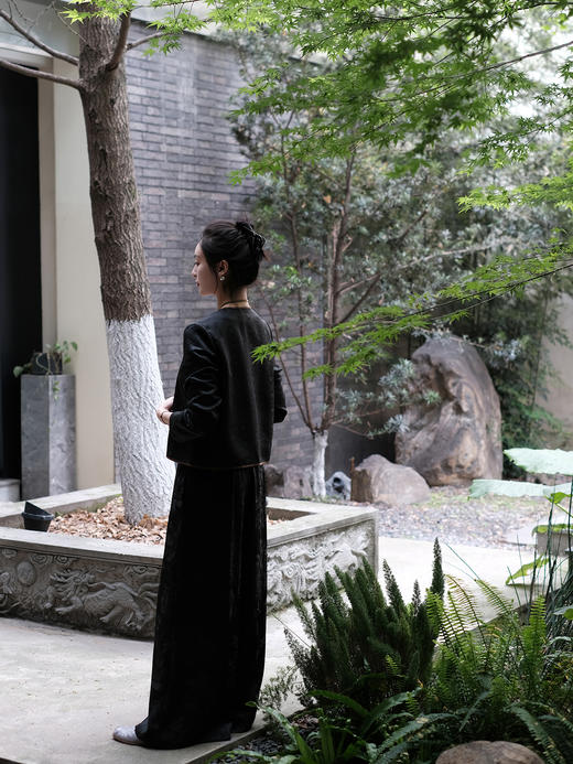 盛唐牡丹| 三经绞罗底香云纱对襟外套 商品图5