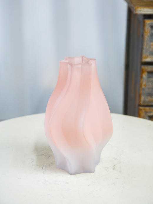 磨砂玫瑰粉花瓶 商品图1