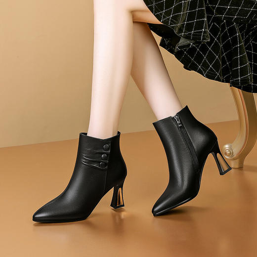 【预售5天】尖头短靴高跟时装靴，时尚扣性感马丁靴JLD&6333 商品图2