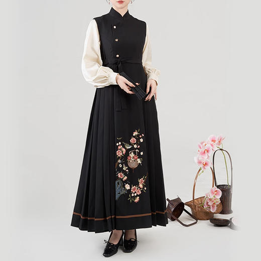 裁缝学苑AQ373内搭圆领衫国风改良无袖马面连衣裙纸样女装样板 商品图0