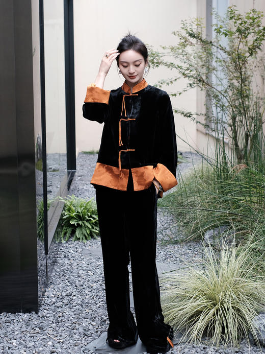 盛唐牡丹 |丝绒松鼠葡萄纹冠乐绉双面穿外套 商品图1