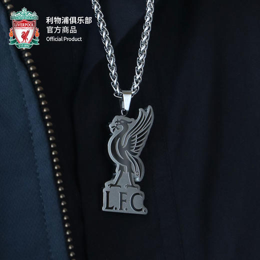 【官方正版】利物浦俱乐部 | 队徽立体雕刻钛钢项链吊坠球迷周边 商品图1