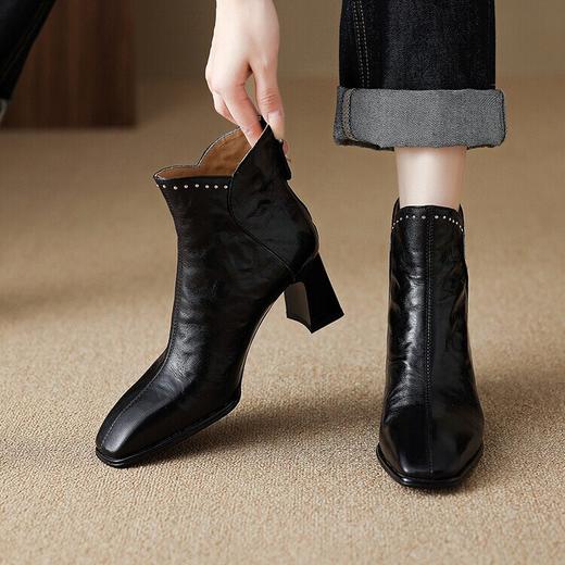 【预售5天】方头粗跟春秋单靴法式复古铆钉小踝靴女冬季新款羊皮高跟通勤短靴MLJ&C77 商品图2