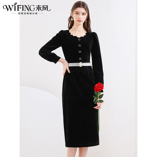 未风黑色丝绒连衣裙女秋季2025春季新款女装气质名媛女装显瘦裙子 商品图3