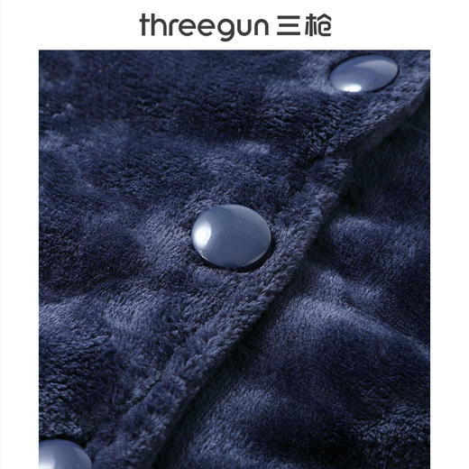 Threegun三枪 【剪花法兰绒】翻领开襟女家居套-82024D011 商品图5