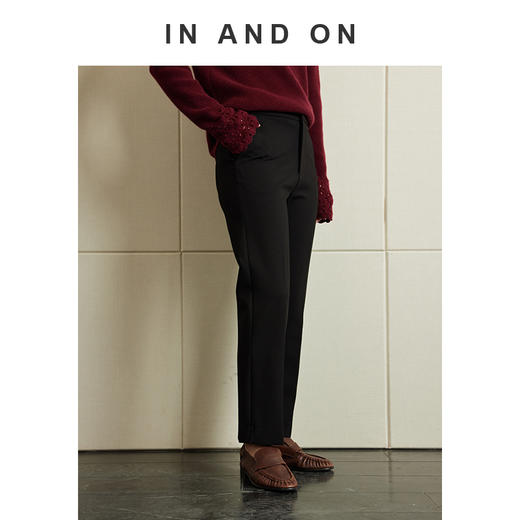 54613 IN AND ON 城市节奏  高弹柔软舒适脚口开衩直筒裤 商品图8
