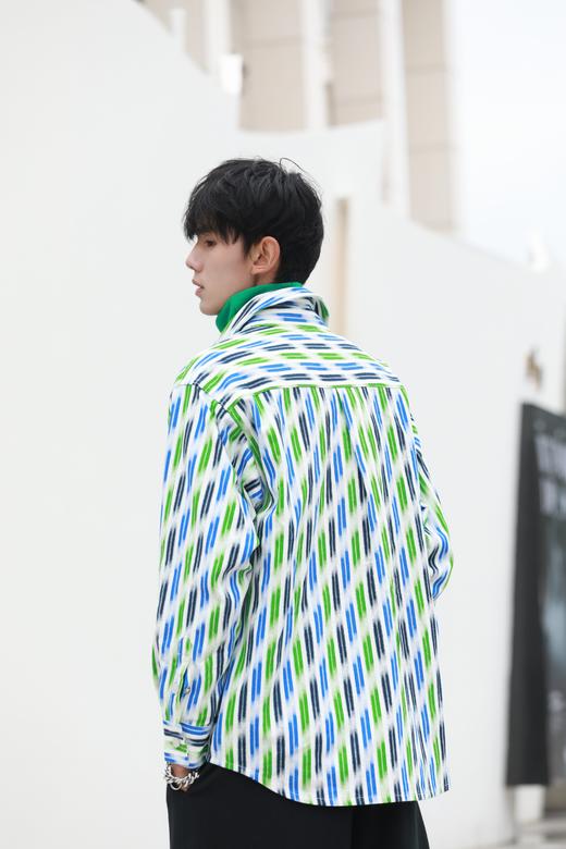 S335825220竖条色彩衬衫外套 商品图4