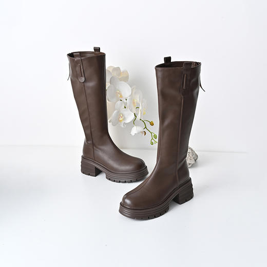 经典鲨2024年冬款百搭圆头中跟后拉链舒适显瘦加绒保暖时装长筒靴女KW279-D58351 商品图5