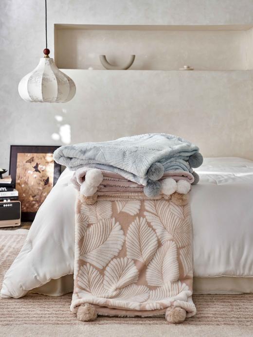 自然醒兔毛雕花绒毯秋冬季新款ins韩系绒毯牛奶绒盖毯毛毯午睡毯沙发毯公主风毯子MT 商品图14