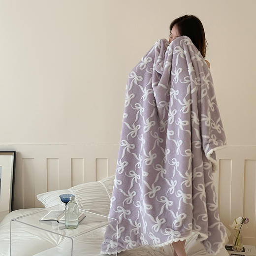 自然醒兔毛雕花绒毯秋冬季新款ins韩系绒毯牛奶绒盖毯毛毯午睡毯沙发毯公主风毯子MT 商品图10