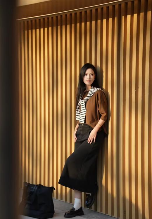 佐丹奴女装新款时尚休闲弹力牛仔半身裙 05464606 商品图2