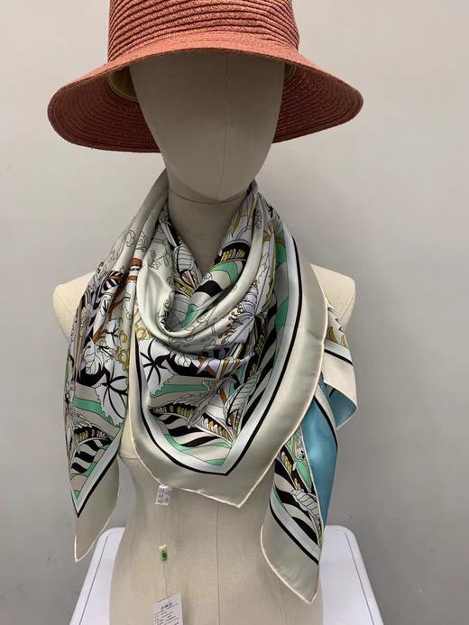 喜得宝  时尚 印象派·双面喷绘大方巾 商品图3