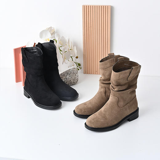 经典鲨2024年冬新款百搭时尚圆头潮流时尚中筒褶皱堆堆靴女KW65-D58181 商品图4