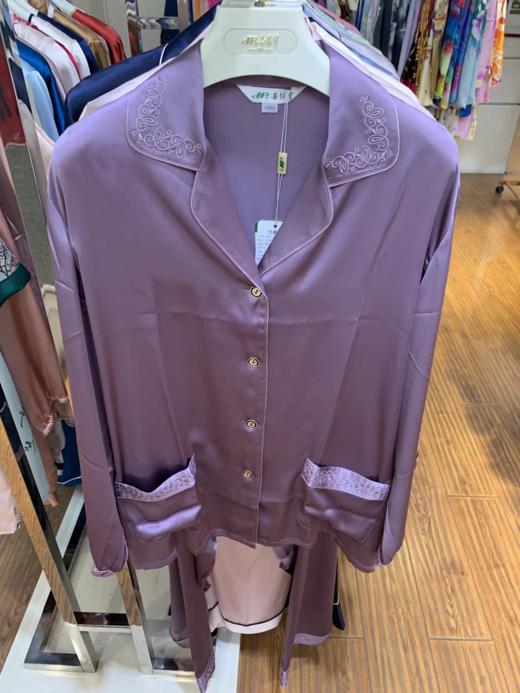 喜得宝 绣花情侣上下套桑蚕丝素绉缎 商品图3