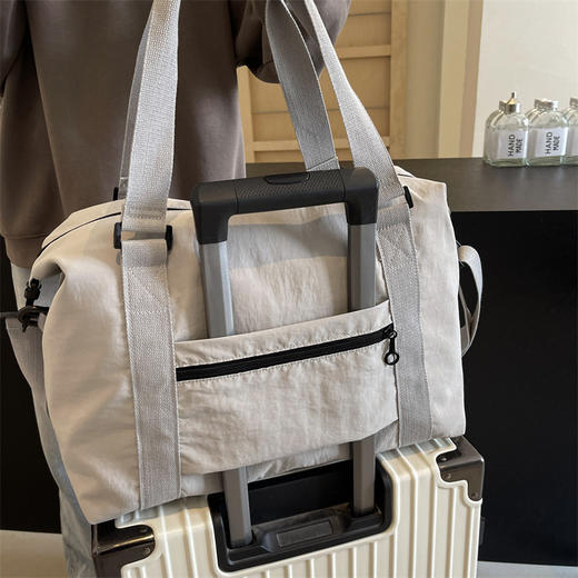 【短途旅行包】轻便瑜伽健身包女士出行 便携飞机包出差旅游行李包 商品图3