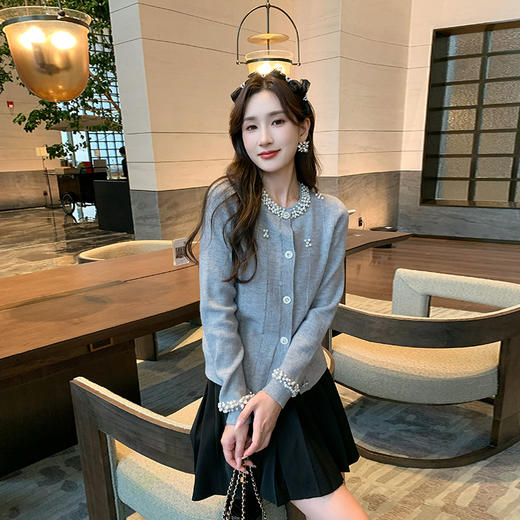 奢姿2024年秋季新款大码女装圆领休闲上衣胖妹妹减龄钉珠穿搭套装9843353570 商品图2