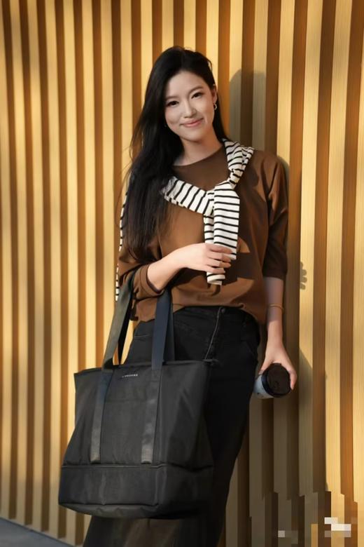 佐丹奴女装新款时尚休闲弹力牛仔半身裙 05464606 商品图4