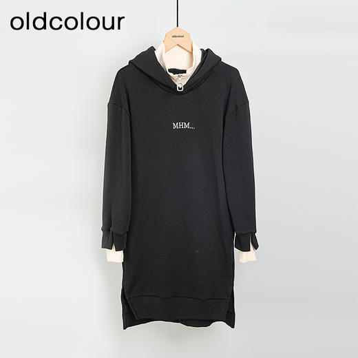 oldcolour黑色气质宽松设计感拼接简约休闲长袖卫衣连衣裙女L42103225 商品图0